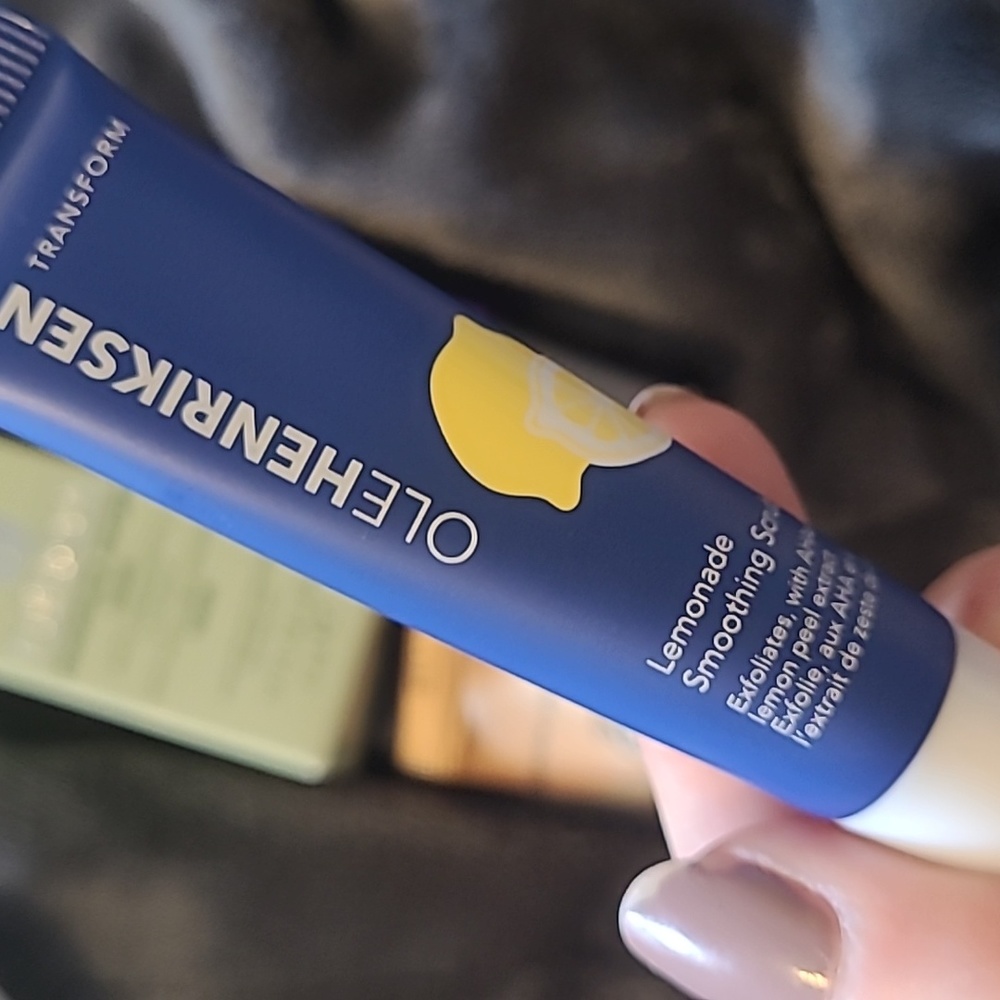 Travel sized items - Picture 3 of 6